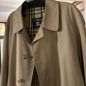 Men’s Burberry trench coat